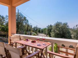 The Olive Grove Cottage by Konnect - 2,5km from Ipsos, villa in Ýpsos