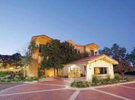 La Quinta Inn by Wyndham Denver Golden: Golden şehrinde bir otel