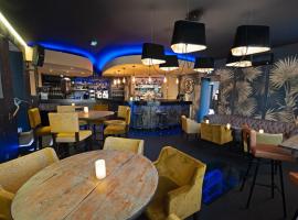 Nota Bene – hotel w mieście Montceau-les-Mines