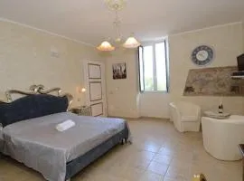 Residenza Casale San Francesco free parking