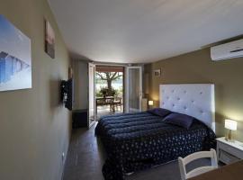 Villa Monte Bianco, bed and breakfast v destinaci Coti-Chiavari