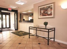 La Quinta Inn by Wyndham Detroit Canton, pet-friendly hotel in Canton