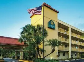 La Quinta Inn by Wyndham West Palm Beach - Florida Turnpike