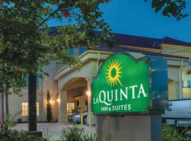 La Quinta by Wyndham Slidell - North Shore Area, hotel di Slidell