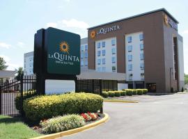 La Quinta Inn & Suites by Wyndham DC Metro Capital Beltway, hotelli kohteessa Capitol Heights