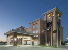 La Quinta by Wyndham Kingsville, Hotel in Kingsville
