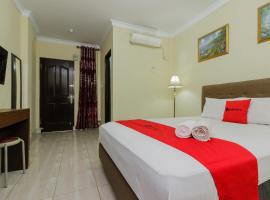 RedDoorz @ Malalayang 2 Manado, hotel di Manado