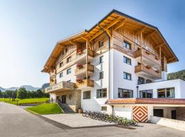 OFENTÜRL alpine living, căn hộ dịch vụ ở Flachau