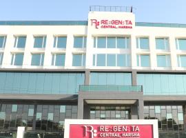 Regenta Central Harsha Vapi, hotel em Vapi