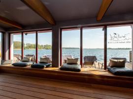 Hotel Inselhof, beach hotel in Malchow