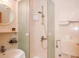 Apartments & Rooms Peranic、ノヴァリャのホテル