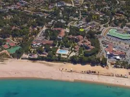 Porticcio centre plage à pieds, studio-cabine 4 Pers max, promo 7 nuits