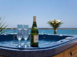 Heaven Beach Penthouse 405