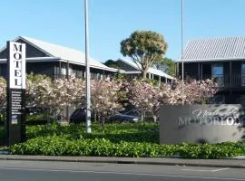 16 Northgate Motor Lodge