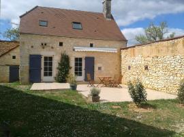 Les Gîtes du Villajou, hotel in Lachapelle-Auzac