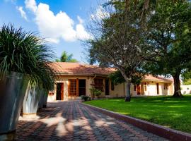 Tambati Overnight and Conference Center, gistiheimili í Polokwane