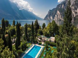 Du Lac Et Du Parc Grand Resort, hotel em Riva del Garda