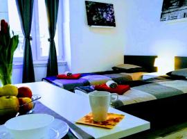 Pula Center Apartments and Rooms، مكان مبيت وإفطار في بولا