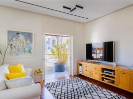 A luxury Suite in Chen Boulevard, Hotel in Tel Aviv