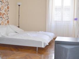 Synagogue Central Guest House, homestay in Budapest