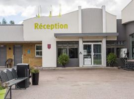 Hôtel Mont-Valin, hotel em Saguenay