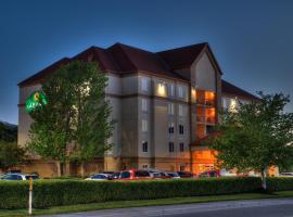 La Quinta by Wyndham Pigeon Forge, מלון בפיג'ן פורג'