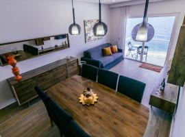 Seafront Apartment No 10 Marsalforn, ξενοδοχείο σε Marsalforn