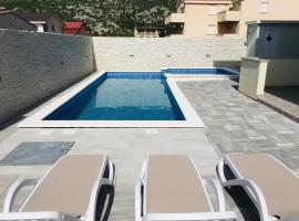 VILLA ŠUŠANJ 0, hotel i Cesarica