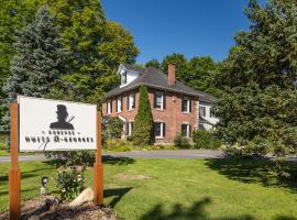 Auberge Nuits de St-Georges, hotell i Bromont
