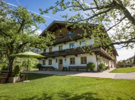 Urlaub am Bauernhof Windhaghof, khách sạn ở Kramsach