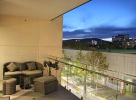 Perfectly Located Modern Apartment - Canberra CBD โรงแรมในแคนเบอร์รา