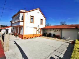 Casa do Relojero, Familienhotel in Zas