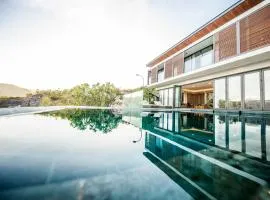 Acqua Villa Nha Trang Managed by Alternaty