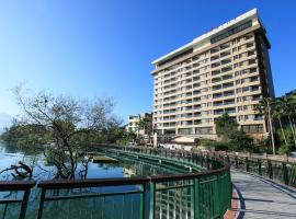 Sun Moon Lake Hotel, hotel v destinaci Yuchi