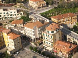 Hotel Galleano, hotell i Marina dʼAndora