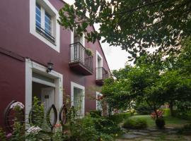 CASA PELTRE, hotel em Sarria