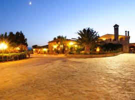 Villa Dafne, casa rural en Alia