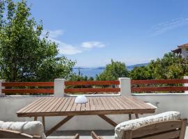 Yalee Grandpa's House, holiday rental sa Loutraki