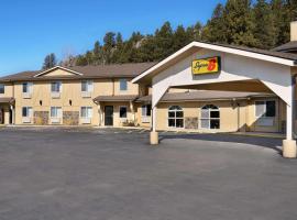 Super 8 by Wyndham Custer/Crazy Horse Area, מלון בקאסטר
