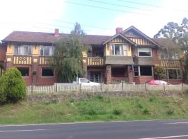 Alpine Retreat Hotel, hotel Warburtonban