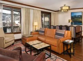 The Ritz-Carlton Club 3 Bedroom Residence 8315, Ski-in & Ski-out Resort in Aspen Highlands