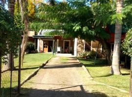 QUINTA EN OPEN DOOR-LUJÁN – domek wiejski w mieście Luján