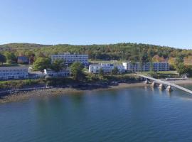 Atlantic Oceanside Hotel & Conference Center, готель у місті Бар-Гарбор