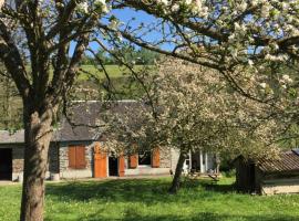 La petite maison O bord de l'eau: Bernières-le-Patry şehrinde bir ucuz otel