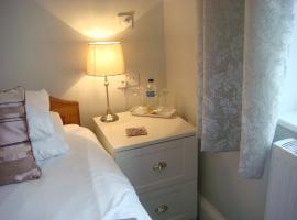 Broadlands Guest House, hotelli kohteessa Stratford-upon-Avon