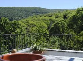 Pelion, Sun House