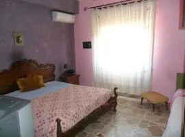 B&B PinkHouse