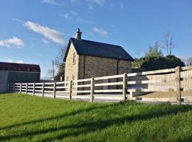 Knockninny Barn at Upper Lough Erne, County Fermanagh, hôtel pas cher à Enniskillen