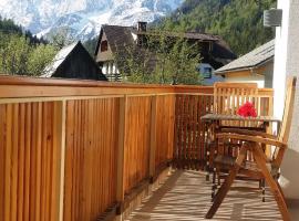 Apartments Katja, ξενοδοχείο σε Kranjska Gora