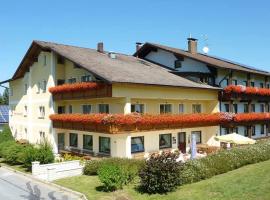 Hotel Märchenwald: Haidmühle, Marchhäuser Ski Lift yakınında bir otel
